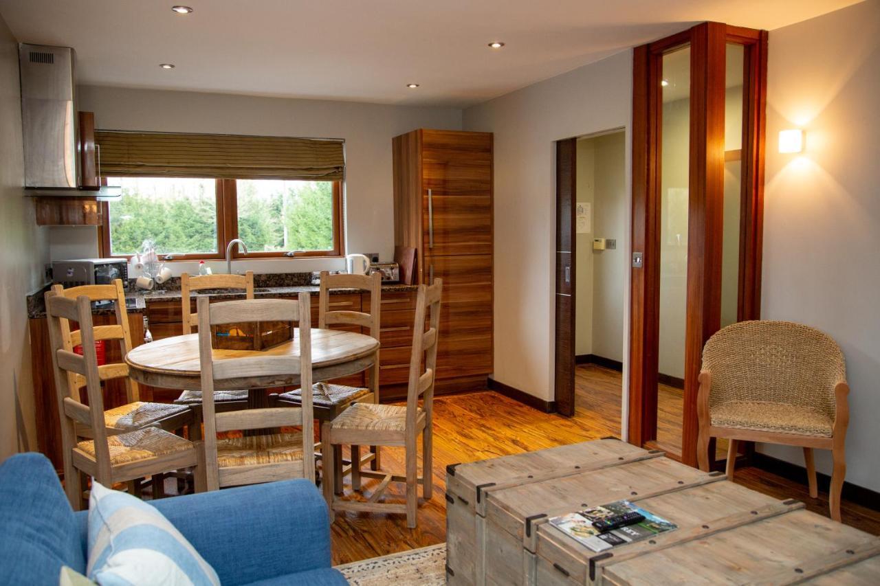 Villa Northbrook Park Mews Rowhedge Esterno foto
